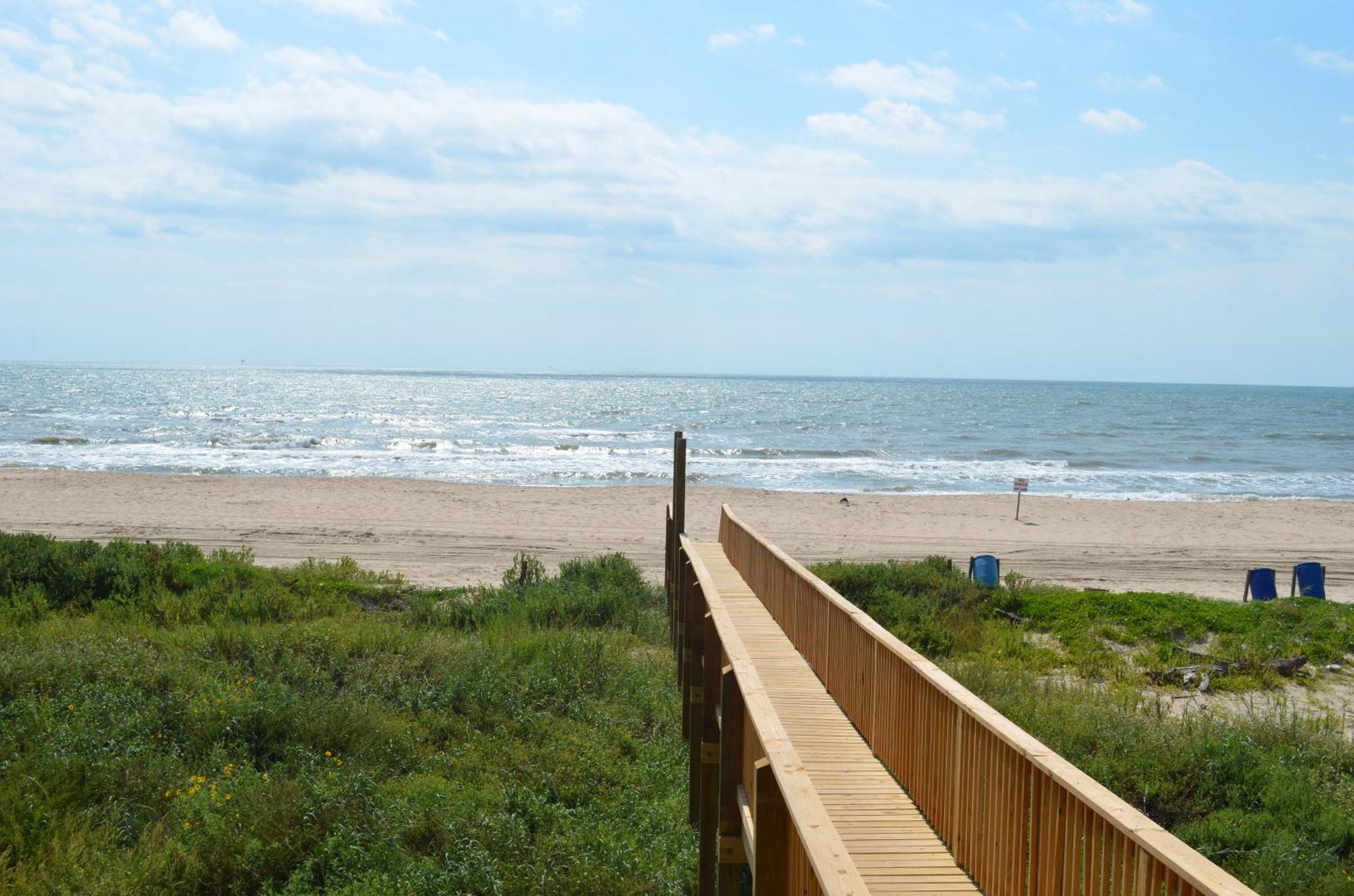 Ocean Village Hotel Surfside Beach Exterior photo